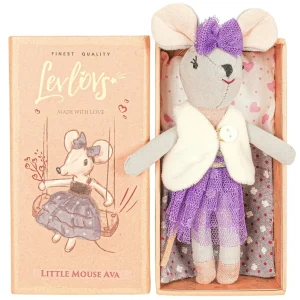 Little Mouse Ava by LEVLOVS