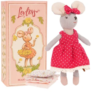 Mouse Rose by LEVLOVS
